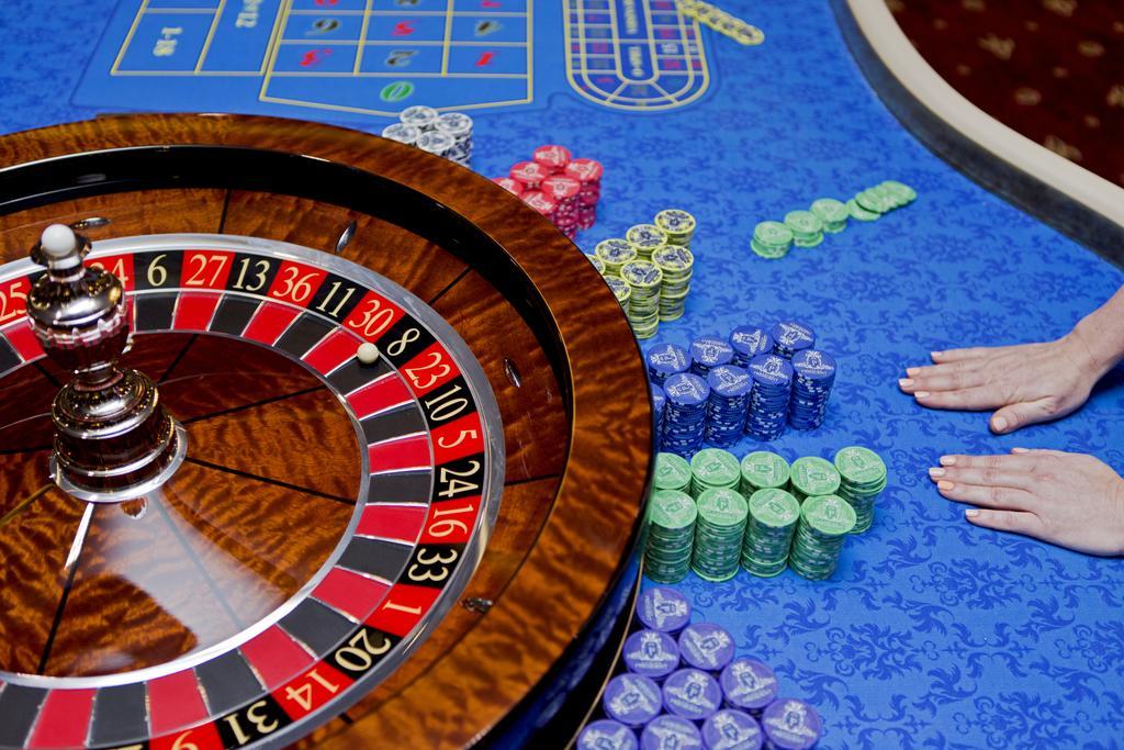 Hotel & Casino President Batumi Ngoại thất bức ảnh