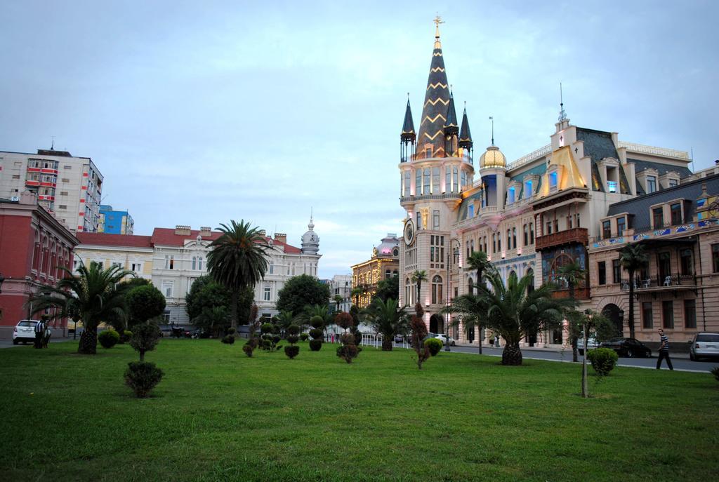 Hotel & Casino President Batumi Ngoại thất bức ảnh