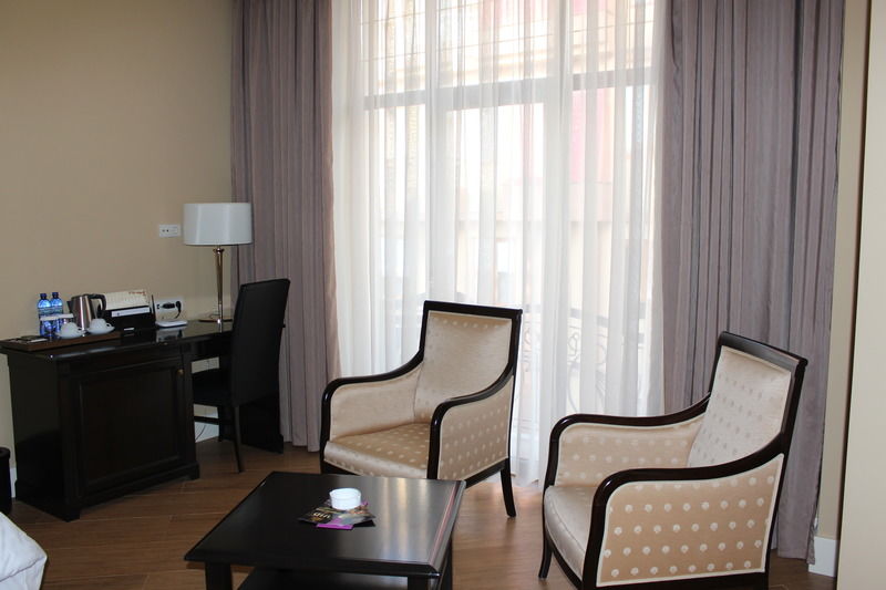 Hotel & Casino President Batumi Ngoại thất bức ảnh