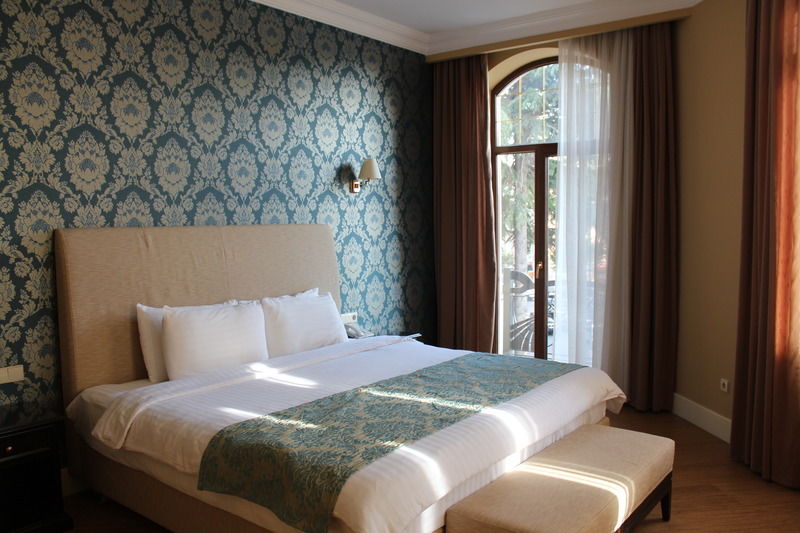 Hotel & Casino President Batumi Ngoại thất bức ảnh